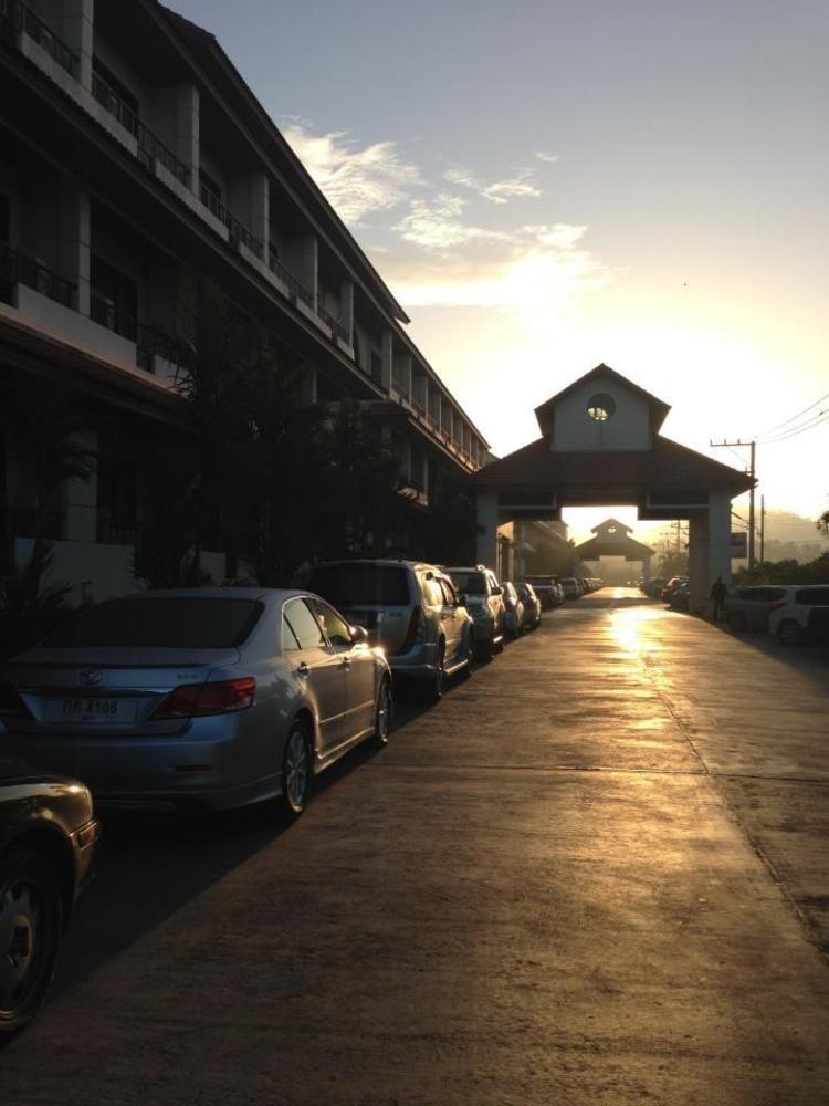 OYO 456 Nipa Garden Hotel Surat Thani Buitenkant foto